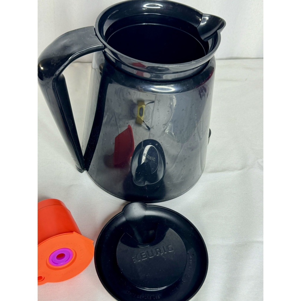 Keurig 2.0 Thermal Carafe 4-Cup‎ 32oz Black Plastic with Lid and Pod Adapter